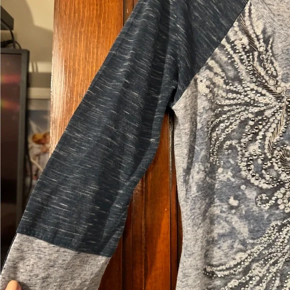 Miss Me Dark Gray and Light Gray Beaded Long Sleeve Top - Picture 3 of 6